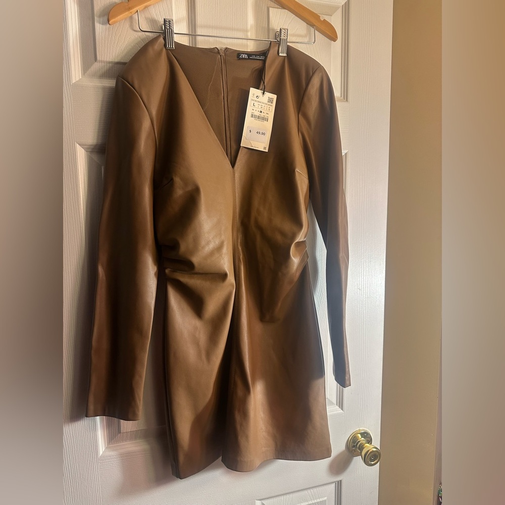 Brown dress